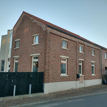 Vakantiewoning 'De Vlaamse Aap' Дилзен-Стоккем Экстерьер фото