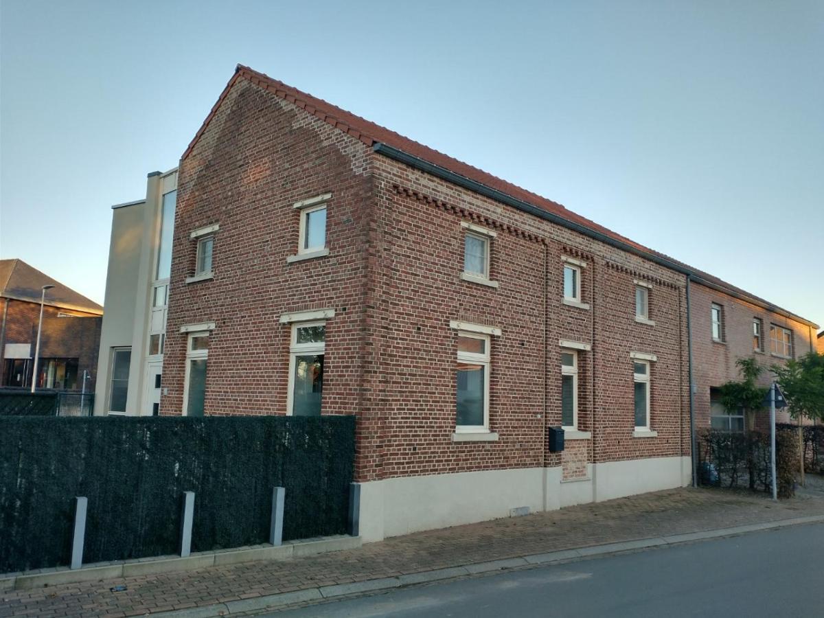 Vakantiewoning 'De Vlaamse Aap' Дилзен-Стоккем Экстерьер фото